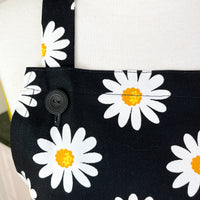 This Gorgeous Daisy Apron is Meant for Even the Messiest Baker
