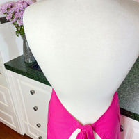 Confidence in a Glass! A Fun and Bold Statement on an Apron. Such a Fab Gift.