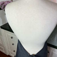 I Like the Wine, Not the Label - a Practical, Fun and Wise Apron