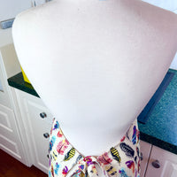 This Adult Sized Apron has a Fabulous Feather Pattern