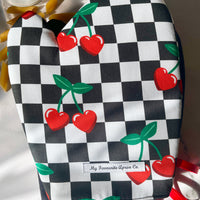Stunning Retro Feel Cherry Oven Mitt Set