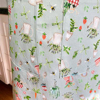 Gorgeous Gardening Apron. Perfect for Your Favourite Garden-Loving Baker!