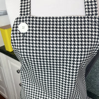 A Truly Handsome Houndstooth Apron