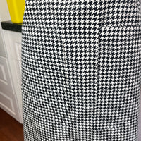 A Truly Handsome Houndstooth Apron