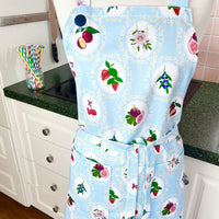 Gorgeous Retro Floral Apron - Ideal for Any Old School Foodie