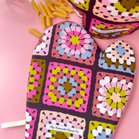 Granny Squares Make for the Best Pattern on These Oven Mitts