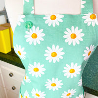 The Prettiest Green Daisy Apron