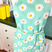 The Prettiest Green Daisy Apron