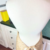 Delicate Patterned Apron for Your Favourite Bee Lover