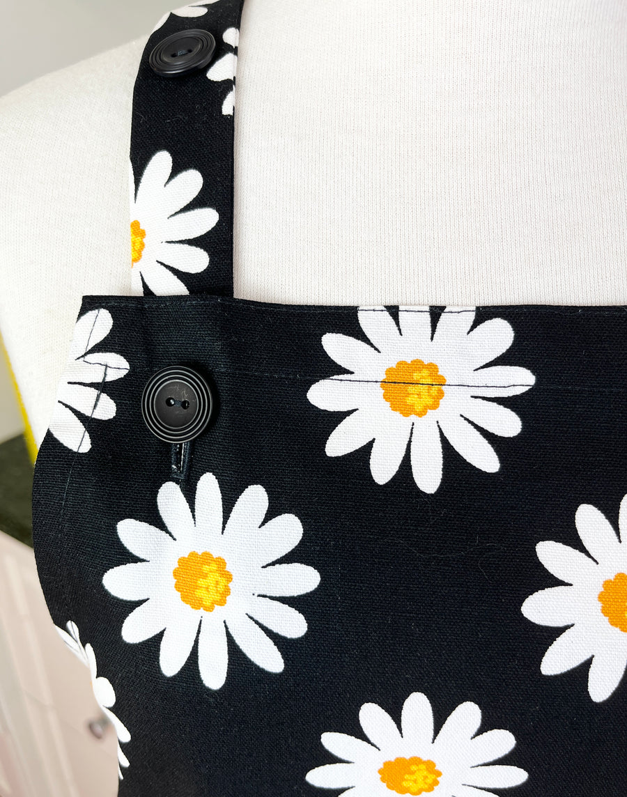 This Gorgeous Daisy Apron is Meant for Your Favourite Messy Baker