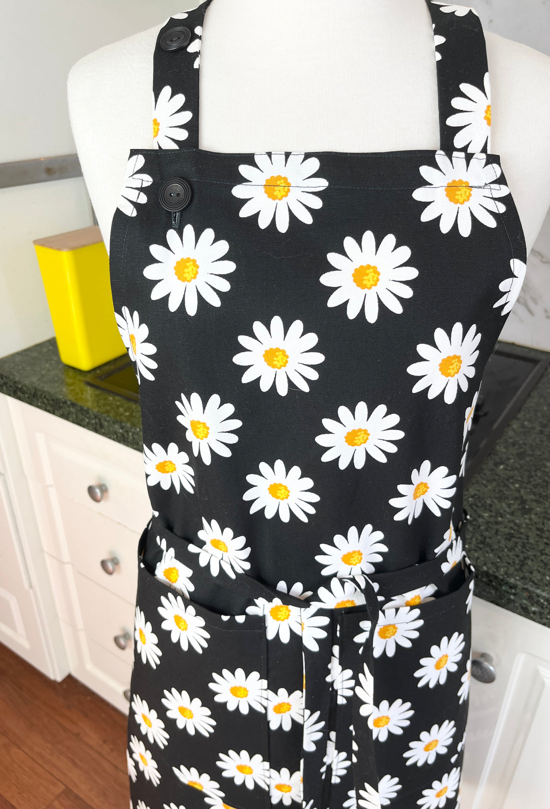 This Gorgeous Daisy Apron is Meant for Your Favourite Messy Baker