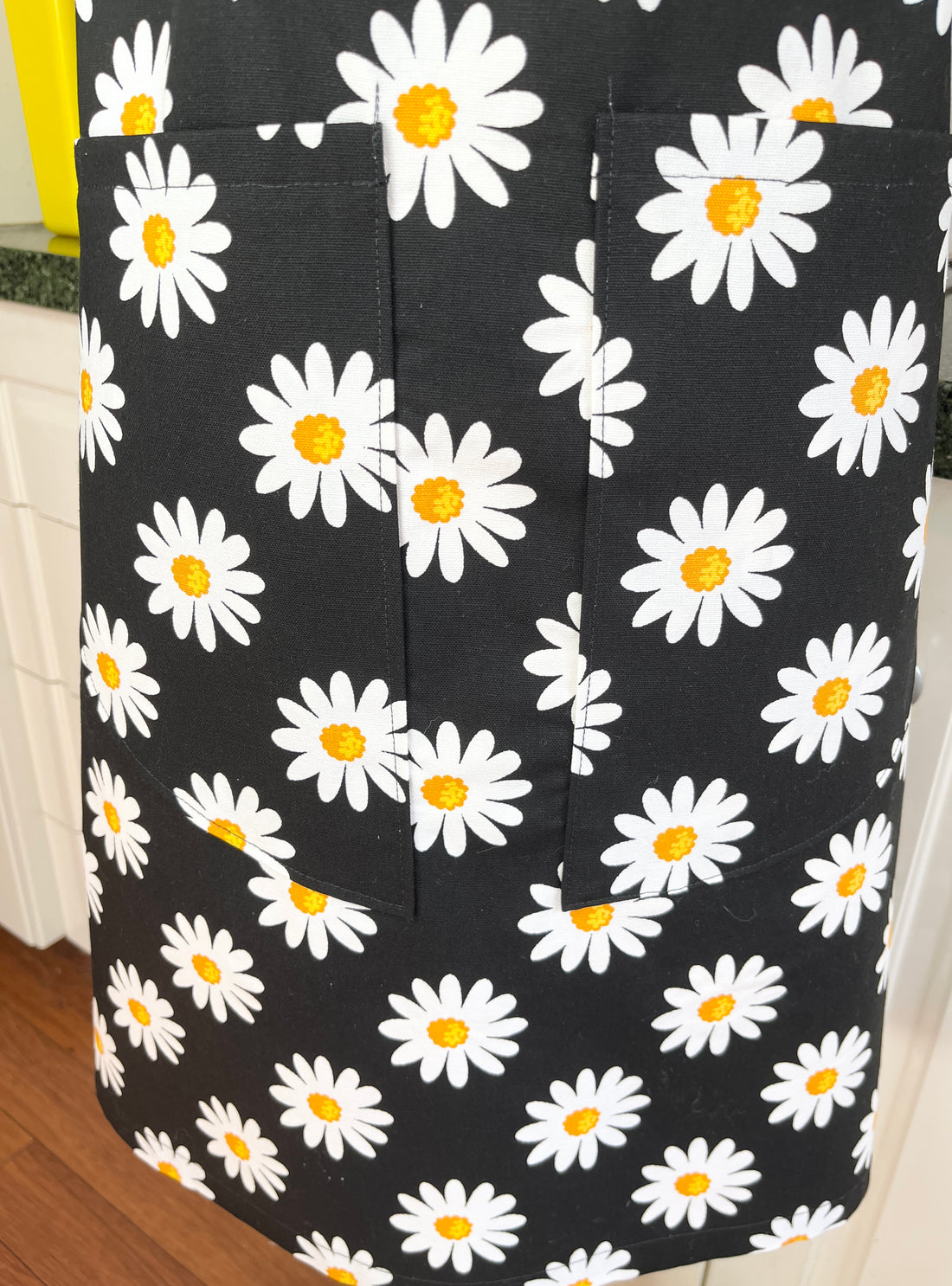 This Gorgeous Daisy Apron is Meant for Your Favourite Messy Baker