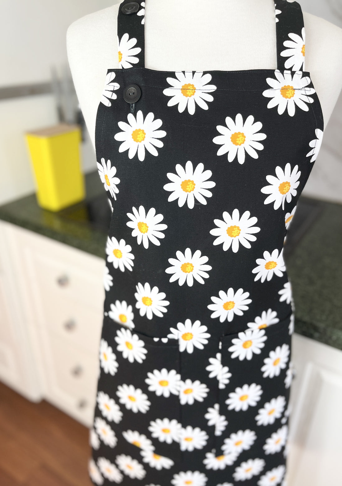 This Gorgeous Daisy Apron is Meant for Your Favourite Messy Baker