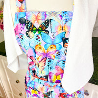 Beautiful Butterflies Cover This Grandma Starter Kit Containing Two Aprons and More