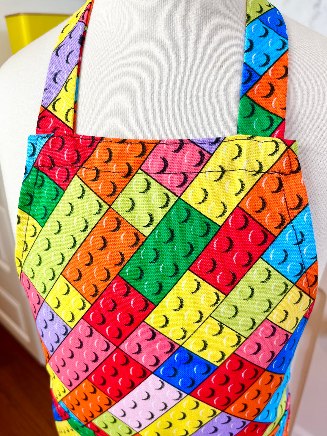 Lego Style Brick Apron Keeps Your Kid's Clothes Clean