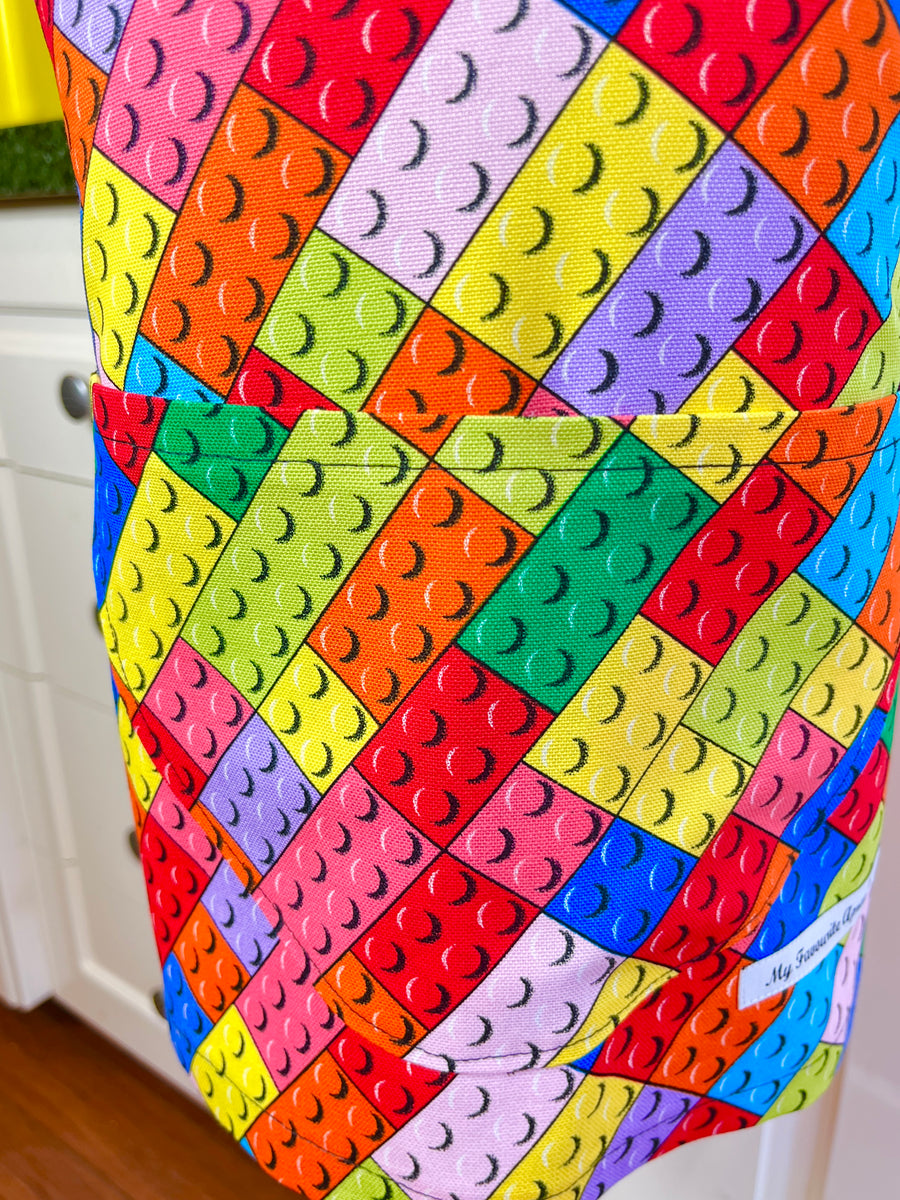 Lego Style Brick Apron Keeps Your Kid's Clothes Clean