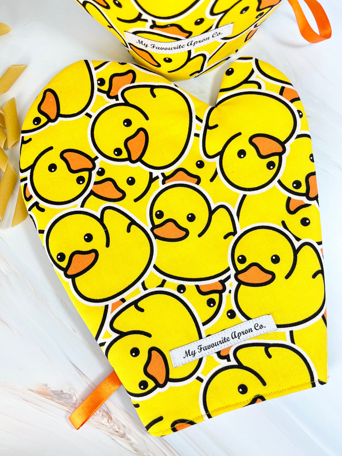 The Most Fun Duck Oven Mitt Set You'll Find