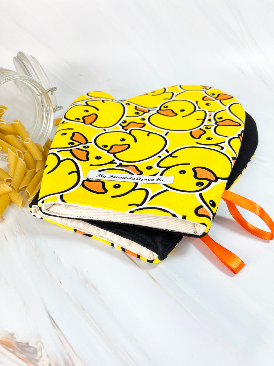 The Most Fun Duck Oven Mitt Set You'll Find