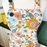 Sensational Retro Summer Floral Apron