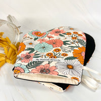 Fabulous Retro Oven Mitt Set