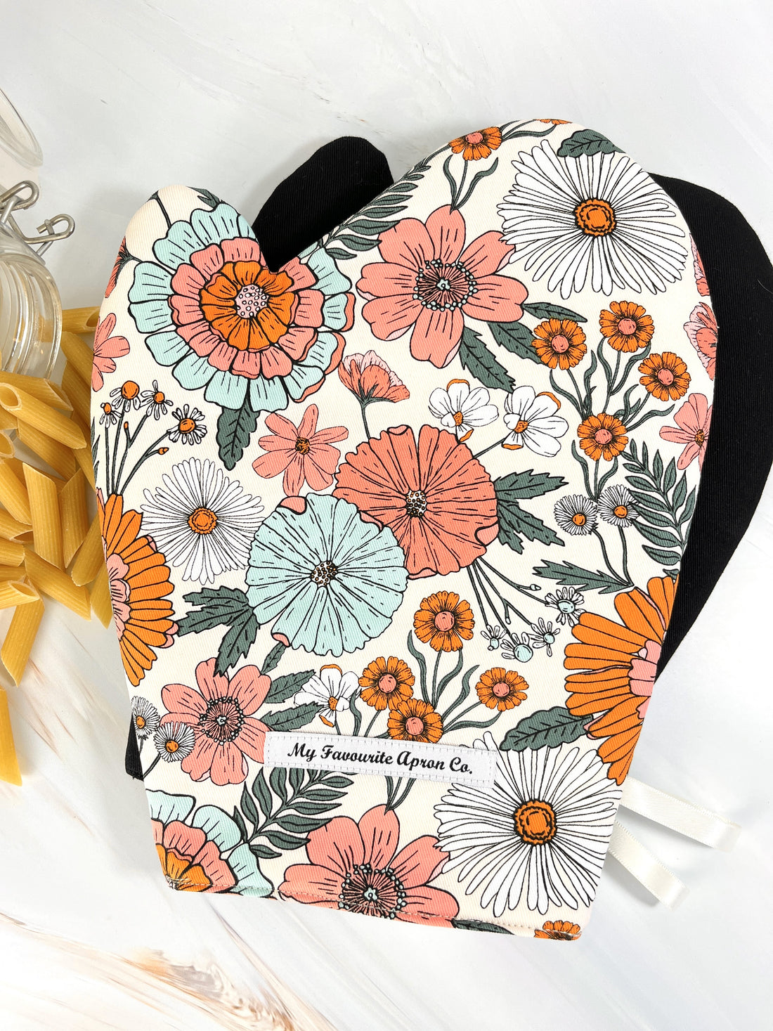 Fabulous Retro Oven Mitt Set