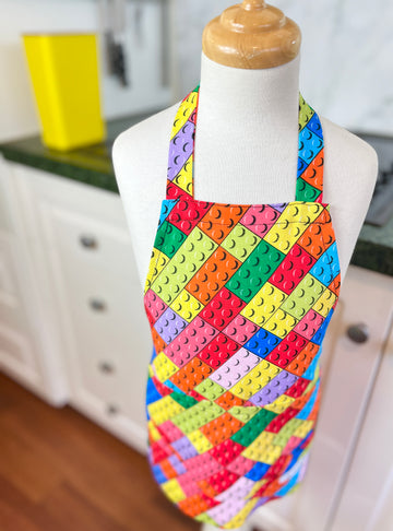 Lego Style Brick Apron Keeps Your Kid's Clothes Clean