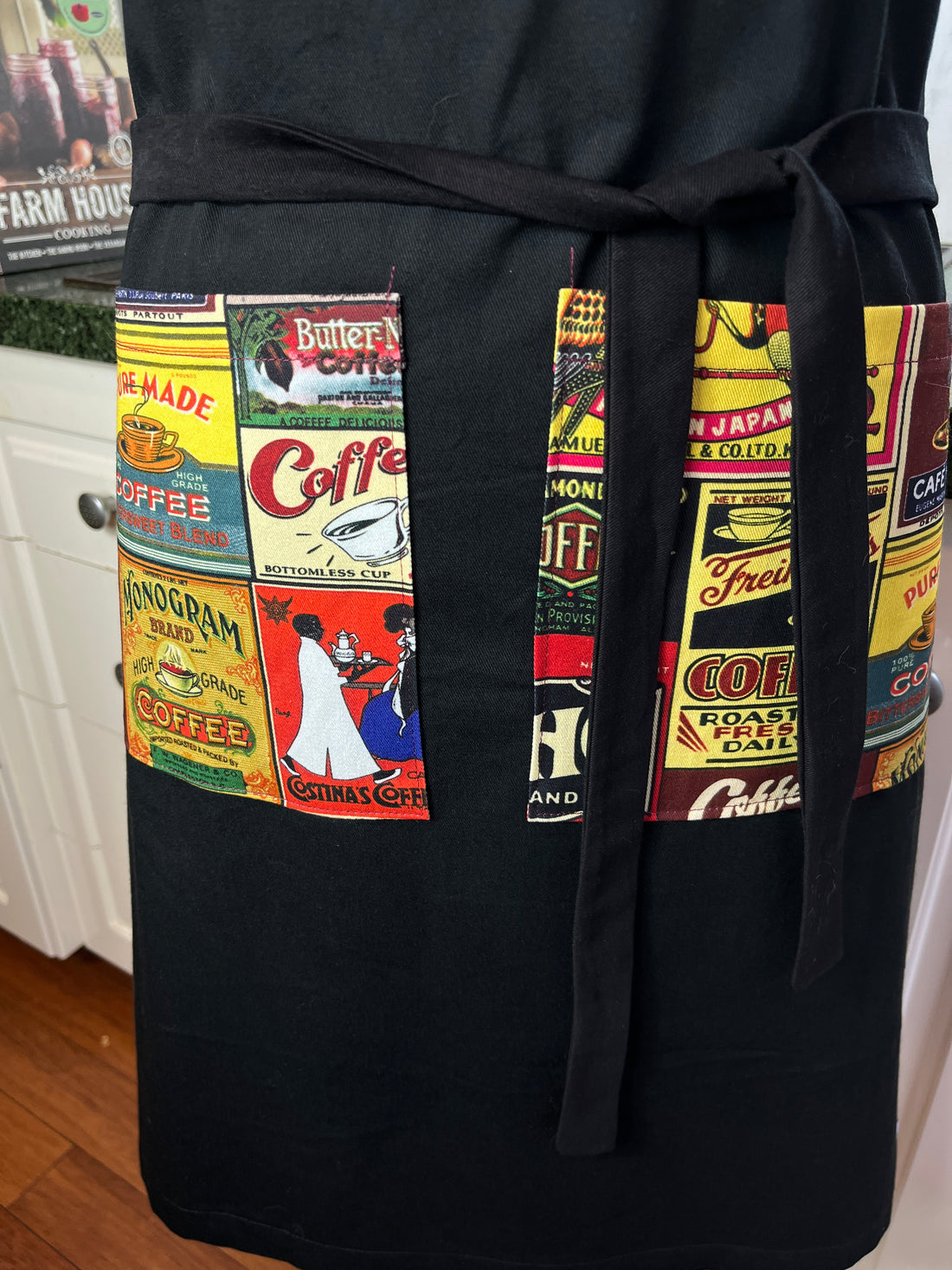 Is Your Dad a Coffee Fan? This is the Ideal Apron for Him