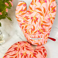 Gorgeous Gum Leaf and Floral Oven Mitts Make the Perfect Foodie Gift