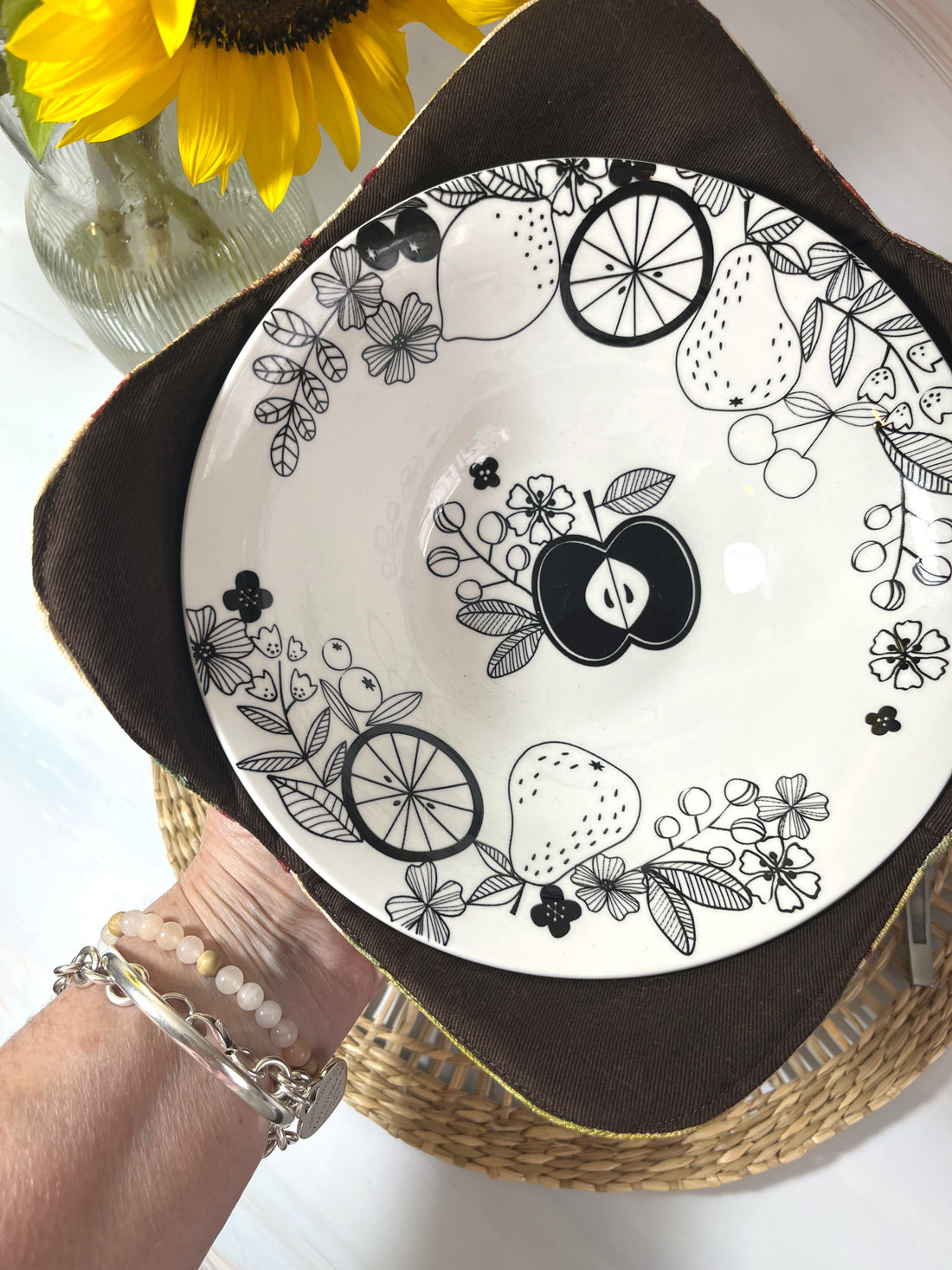 Beautiful, Italian Countryside Bowl Cozy - Perfect for Reheating Your Pasta