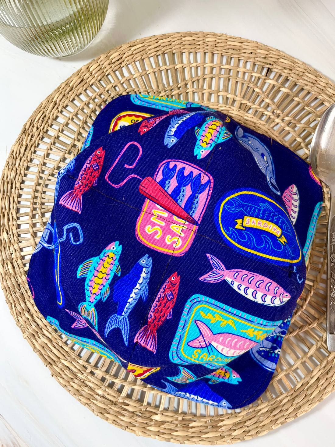 This Vibrant Blue Bowl Cozy Makes Heating Meals Safe and Easy