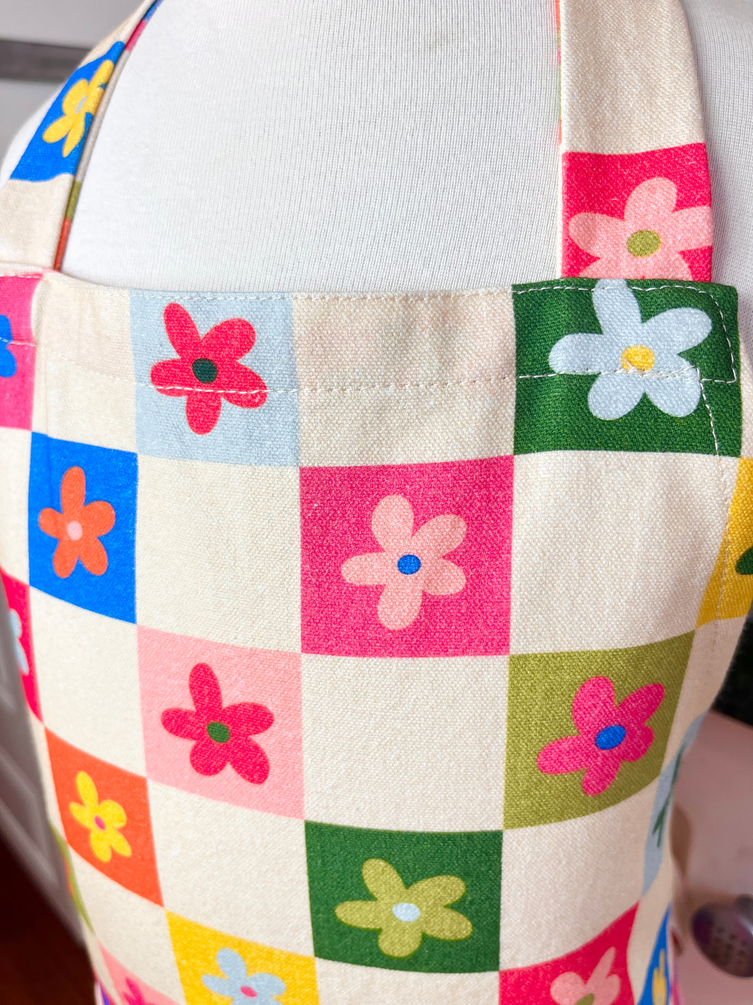 Fantastic Floral Apron for Your Fabulous School Aged Kiddo