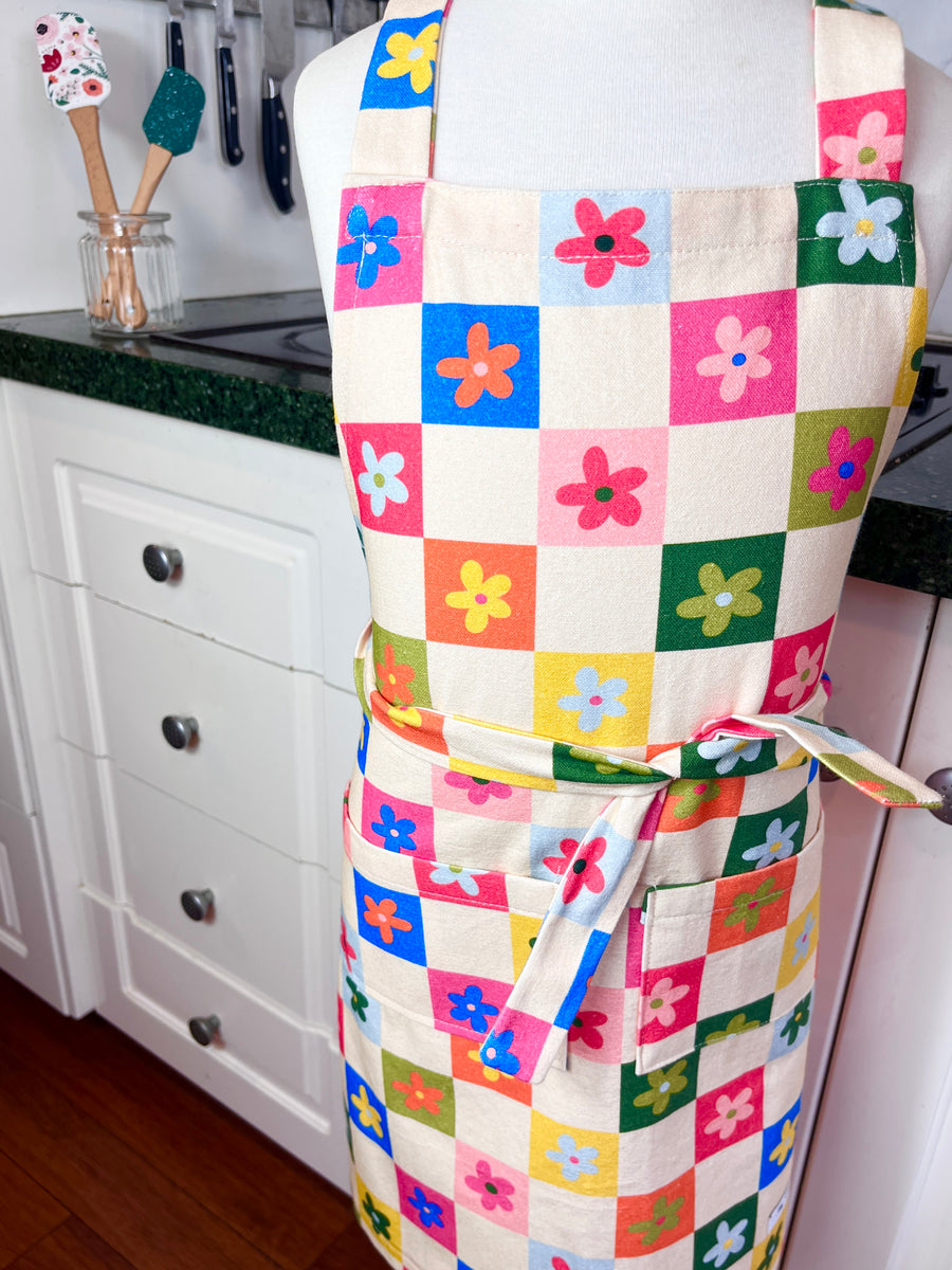 Fantastic Floral Apron for Your Fabulous School Aged Kiddo