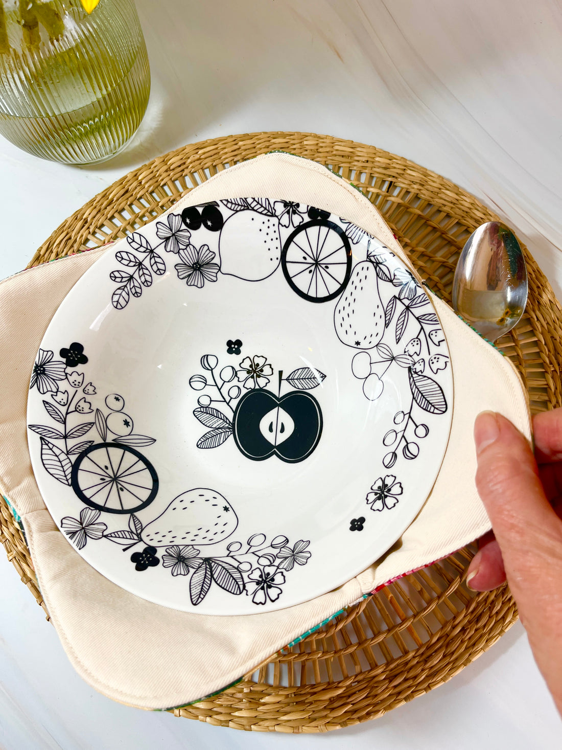 Beautiful Bowl Cozy - the Perfect Winter Gift