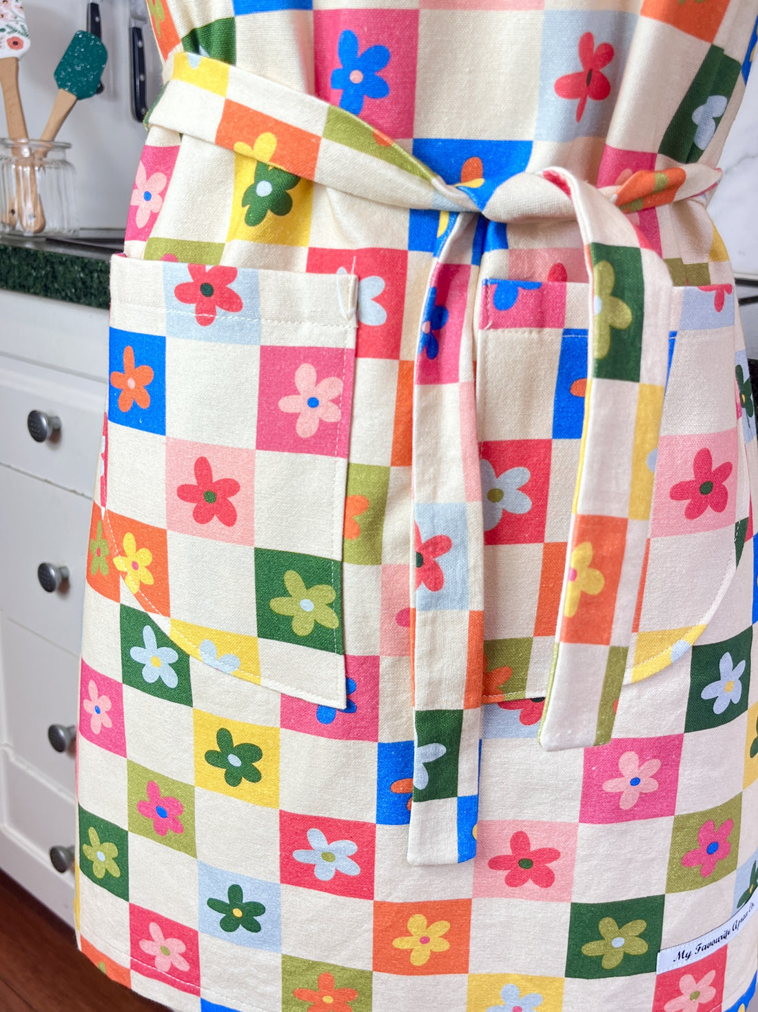 Retro Flowers in So Many Gorgeous Colours - Perfect for Any Petite Adult or Teenager