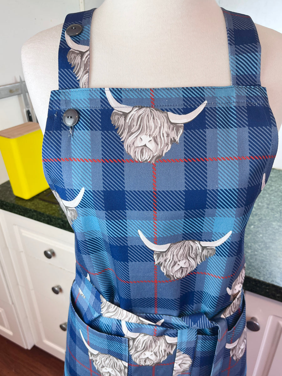 This Handsome Highland Cow Apron is the Perfect Gift