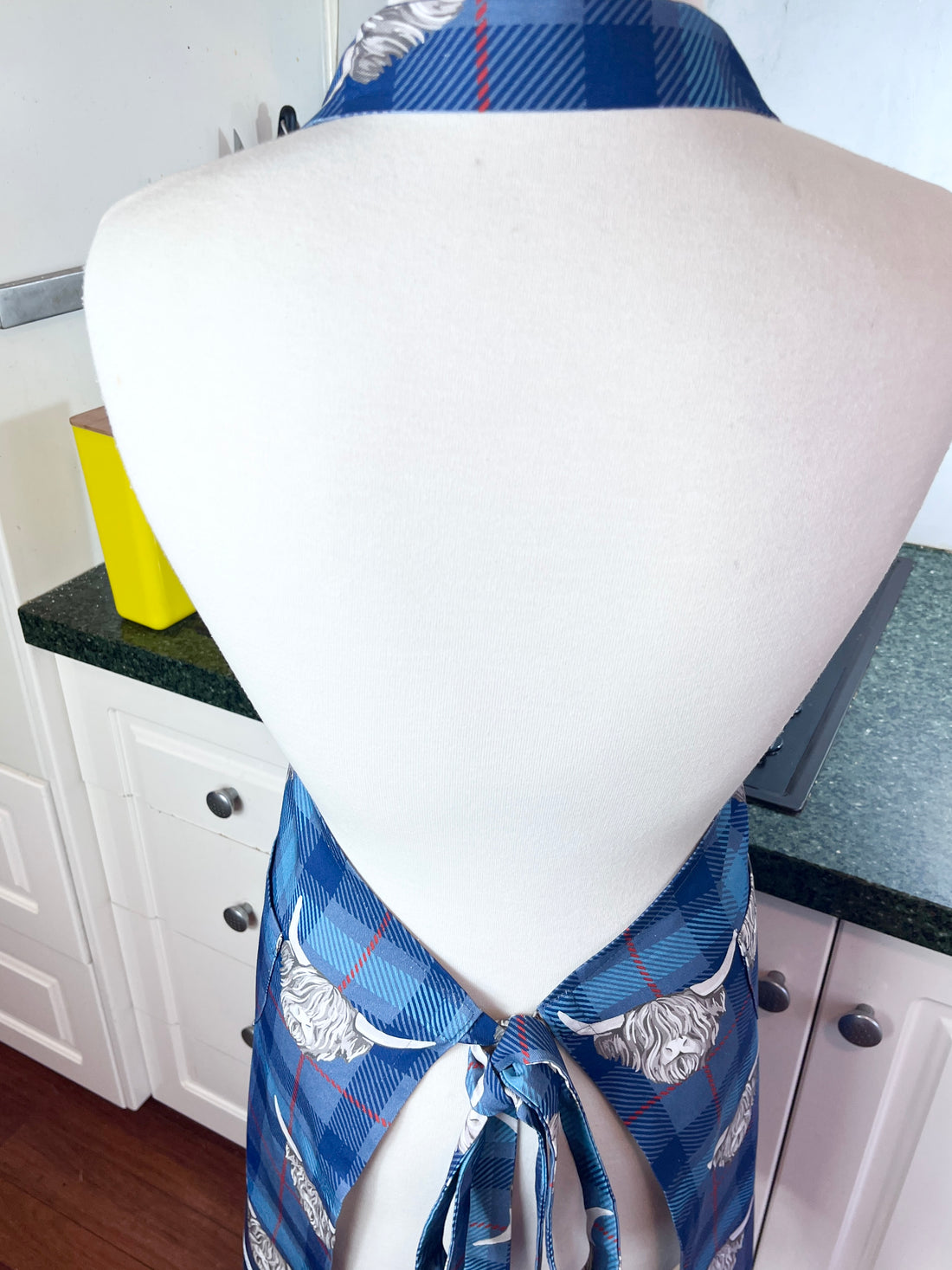 This Handsome Highland Cow Apron is the Perfect Gift