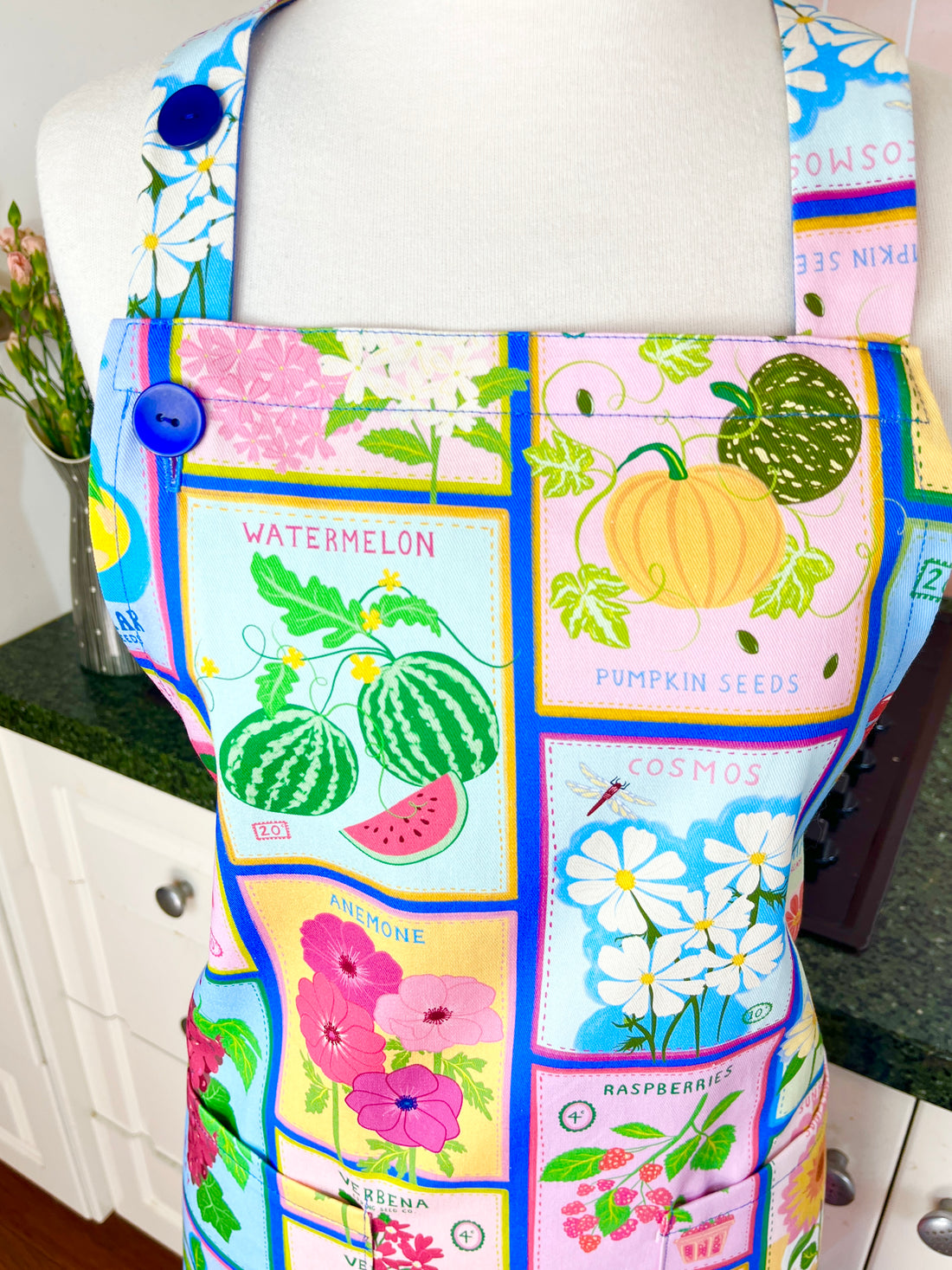 The Ideal Apron for Any Colour-Loving Foodie or Gardener