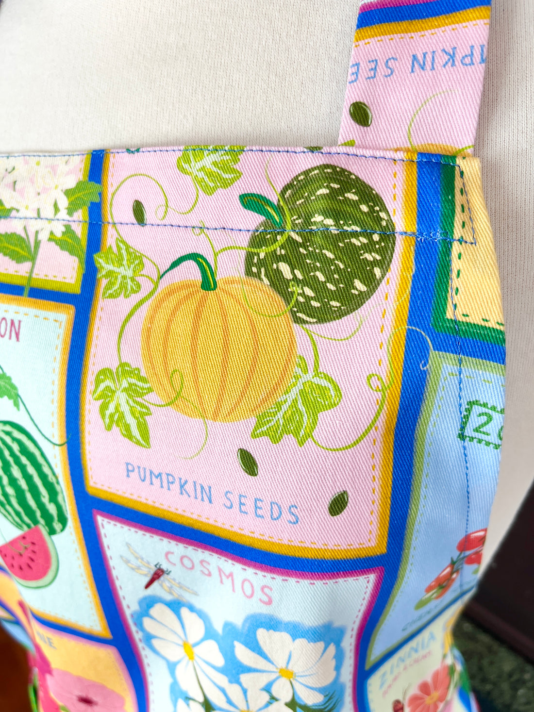 The Ideal Apron for Any Colour-Loving Foodie or Gardener