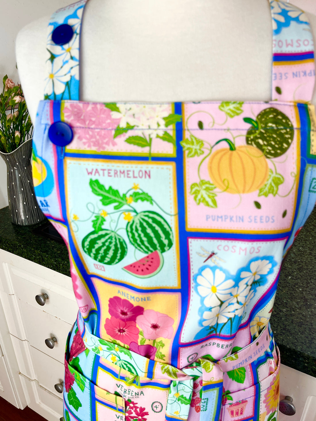 The Ideal Apron for Any Colour-Loving Foodie or Gardener