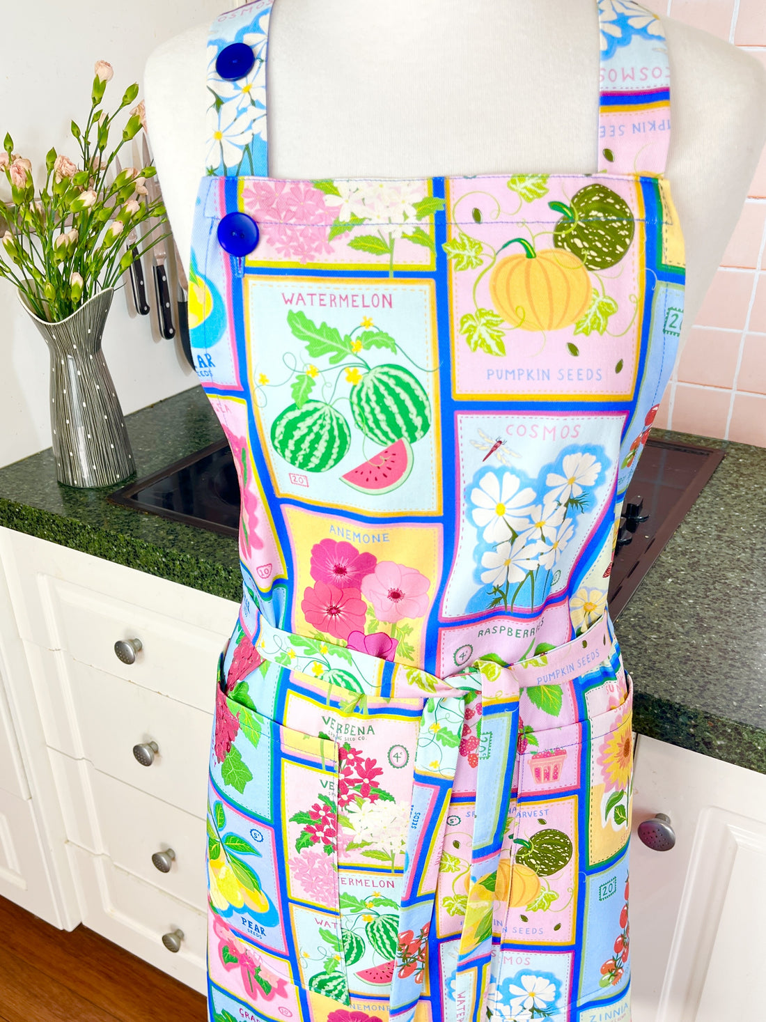 The Ideal Apron for Any Colour-Loving Foodie or Gardener
