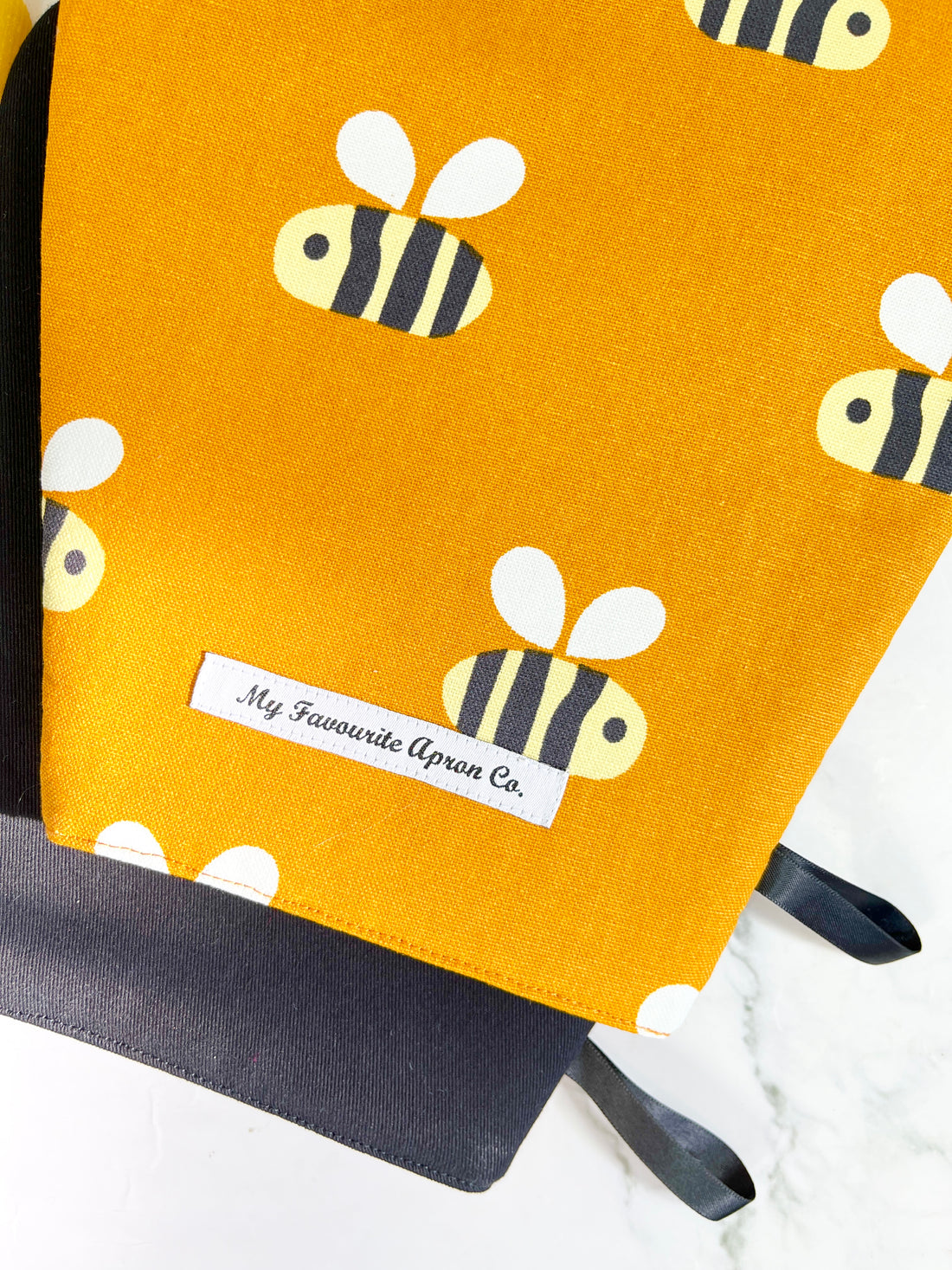 Big, Bold Bees Make a Beautiful Set of Two Oven Mitts