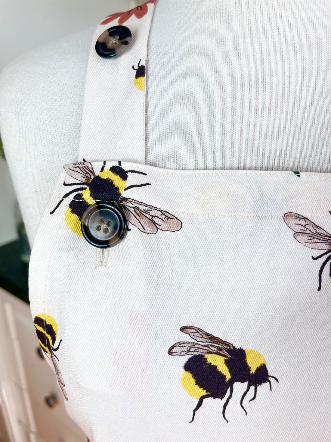 Big Bees and Flowers Make this Apron Especially Beautiful