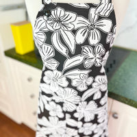 Bring a Touch of Hawaii into Your Kitchen with these Gorgeous Oven Mitts