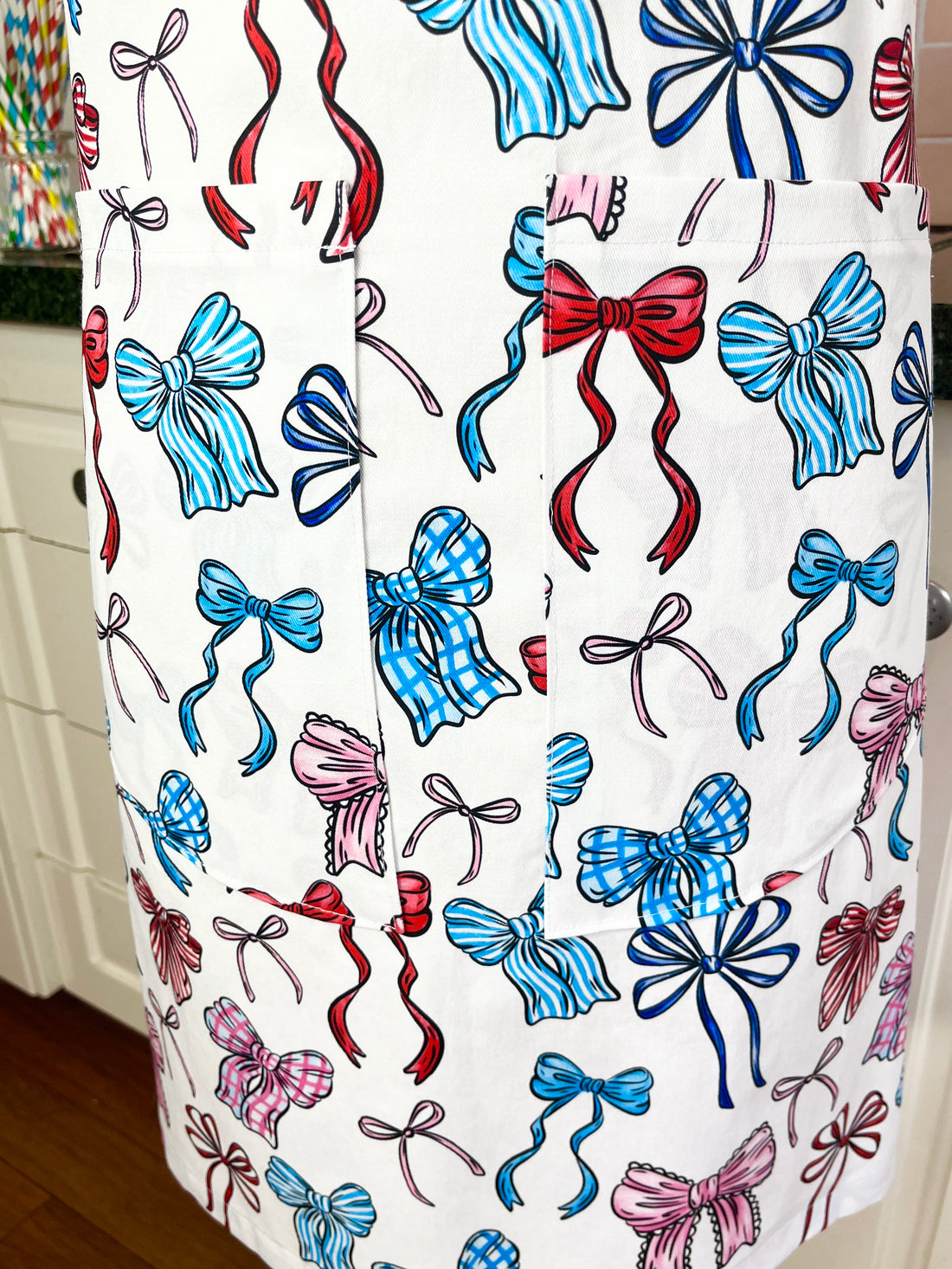 Beautiful and Bold, these Sensational Bows Make this Apron Stand Out from the Crowd