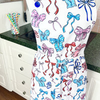 Beautiful and Bold, these Sensational Bows Make this Apron Stand Out from the Crowd