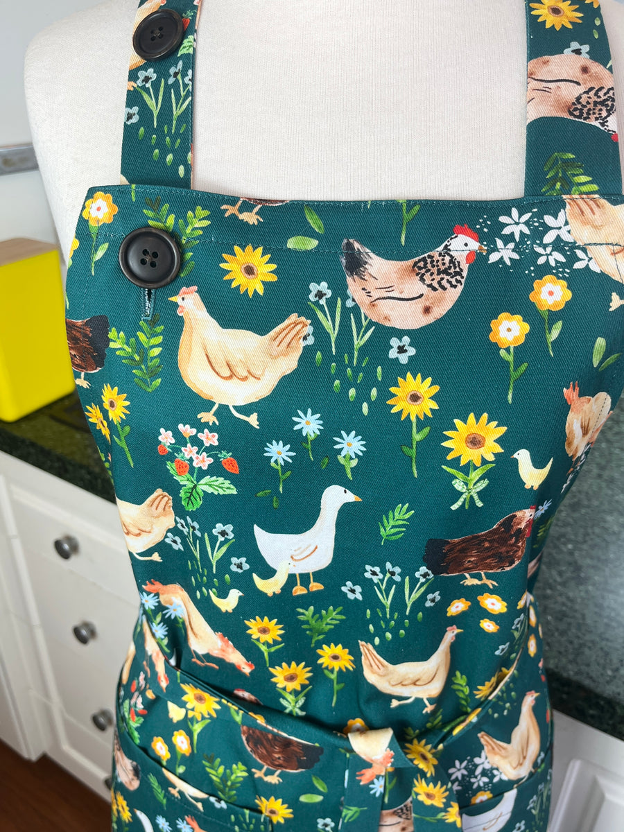 Chickens Cover this Beautiful, Country Style Apron