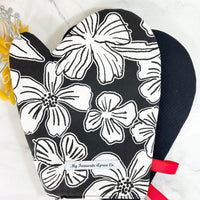 Bring a Touch of Hawaii into Your Kitchen with these Gorgeous Oven Mitts