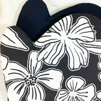 Bring a Touch of Hawaii into Your Kitchen with these Gorgeous Oven Mitts