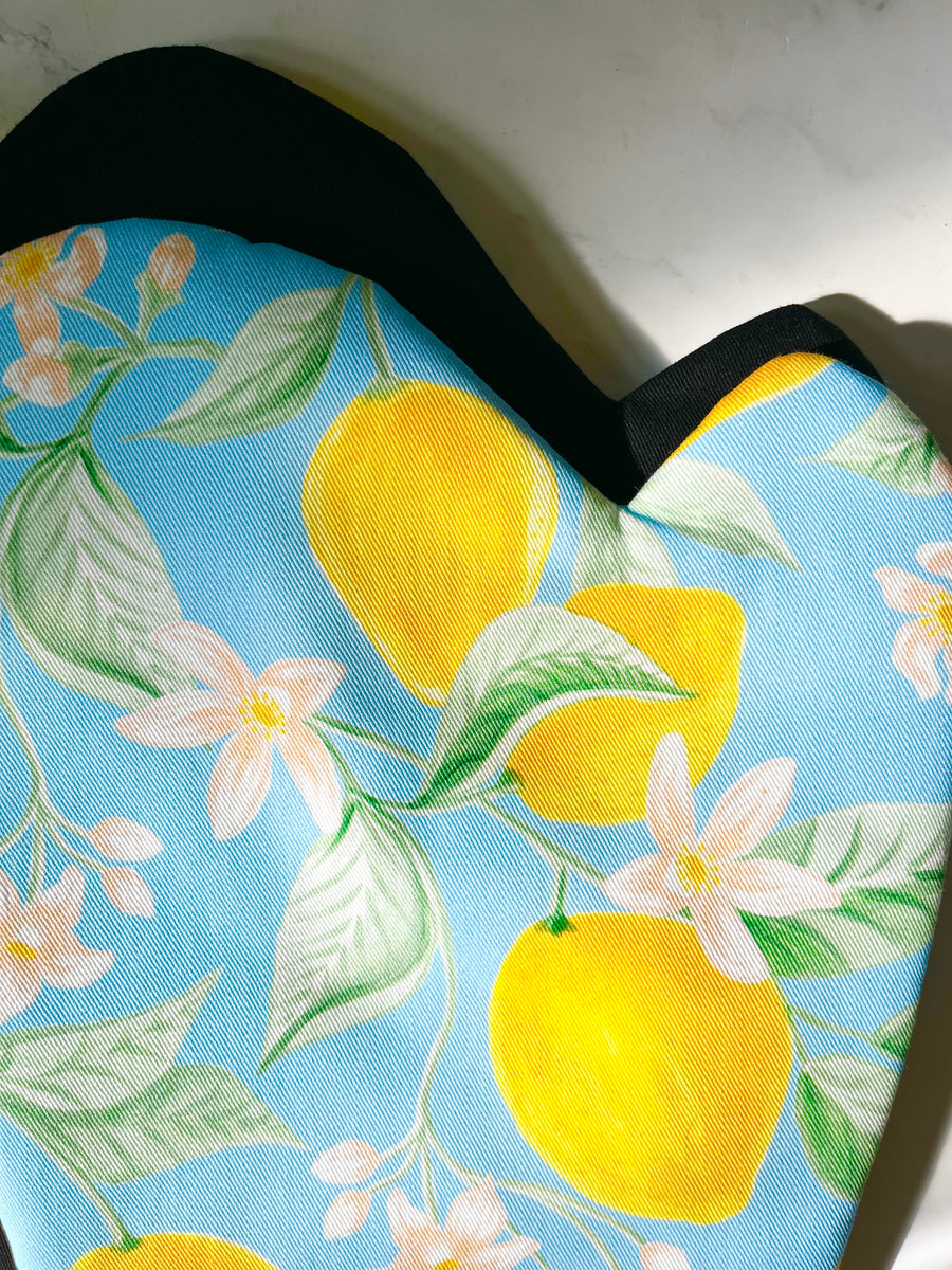 Luscious Lemon Oven Mitts Make the Perfect Foodie Gift