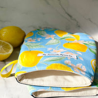 Luscious Lemon Oven Mitts Make the Perfect Foodie Gift